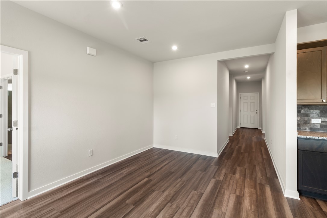 5520 Harriet Street Bryan, TX 77807 - Photo 7 of 21