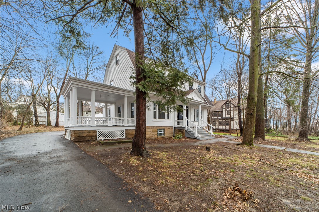 14304 Superior Road Cleveland, OH 44118 - Photo 2 of 29 large side porch