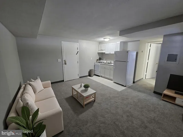 $1,094 | 7607 Eastern Avenue Northwest, Unit 1, Takoma Park, MD 20912