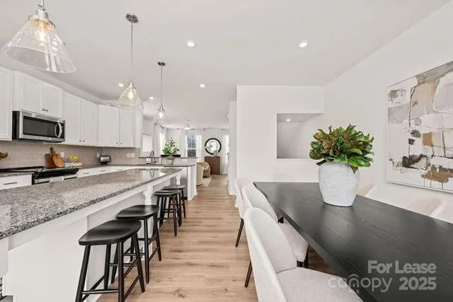 $2,295 | 1018 Fairway Green Lane, Unit LANDON, Charlotte, NC 28216