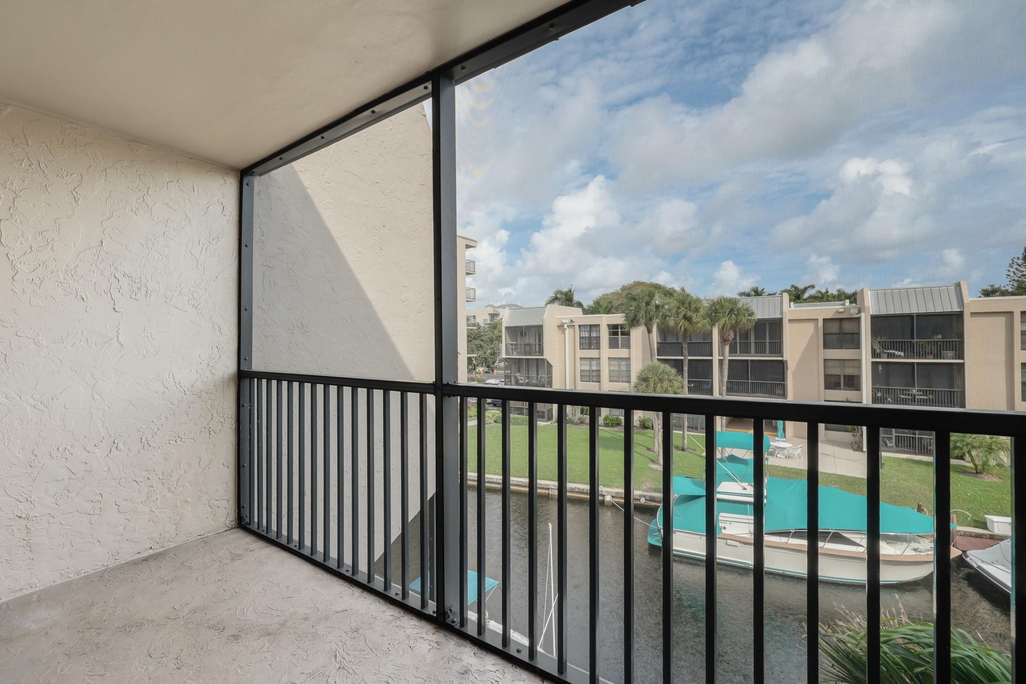 6 Royal Palm Way, Unit 303 Boca Raton, FL 33432 - Photo 8 of 26 Photo 8