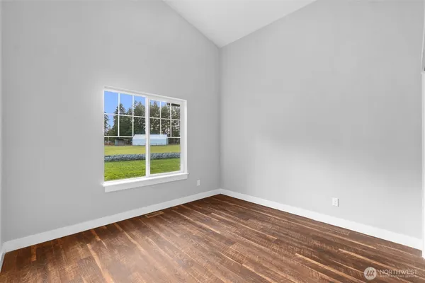 $1,100,000 | 17003 Jordan Street Southwest, Rochester, WA 98579