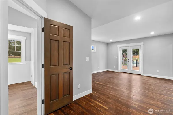 $1,100,000 | 17003 Jordan Street Southwest, Rochester, WA 98579