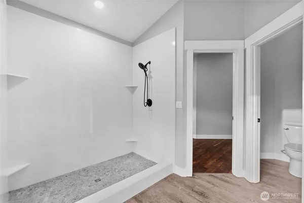 $1,100,000 | 17003 Jordan Street Southwest, Rochester, WA 98579