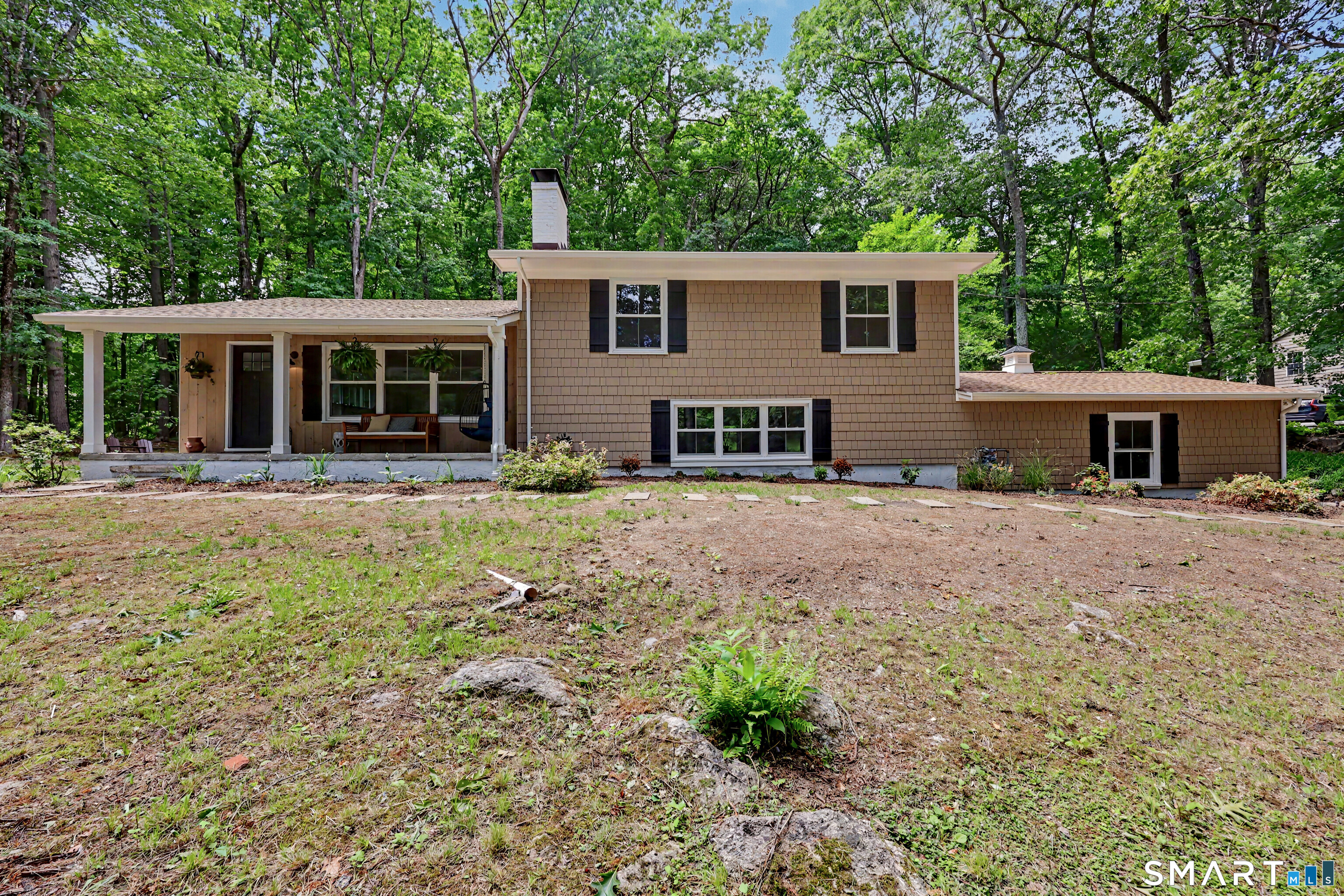 24 Wills Road Newtown, CT 06470 - Photo 2 of 38