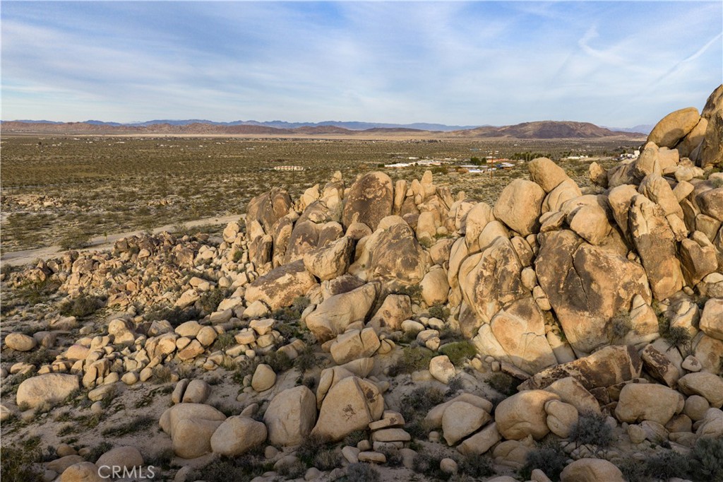 63251 Chickasaw Road Joshua Tree, CA 92252 - Photo 23 of 28