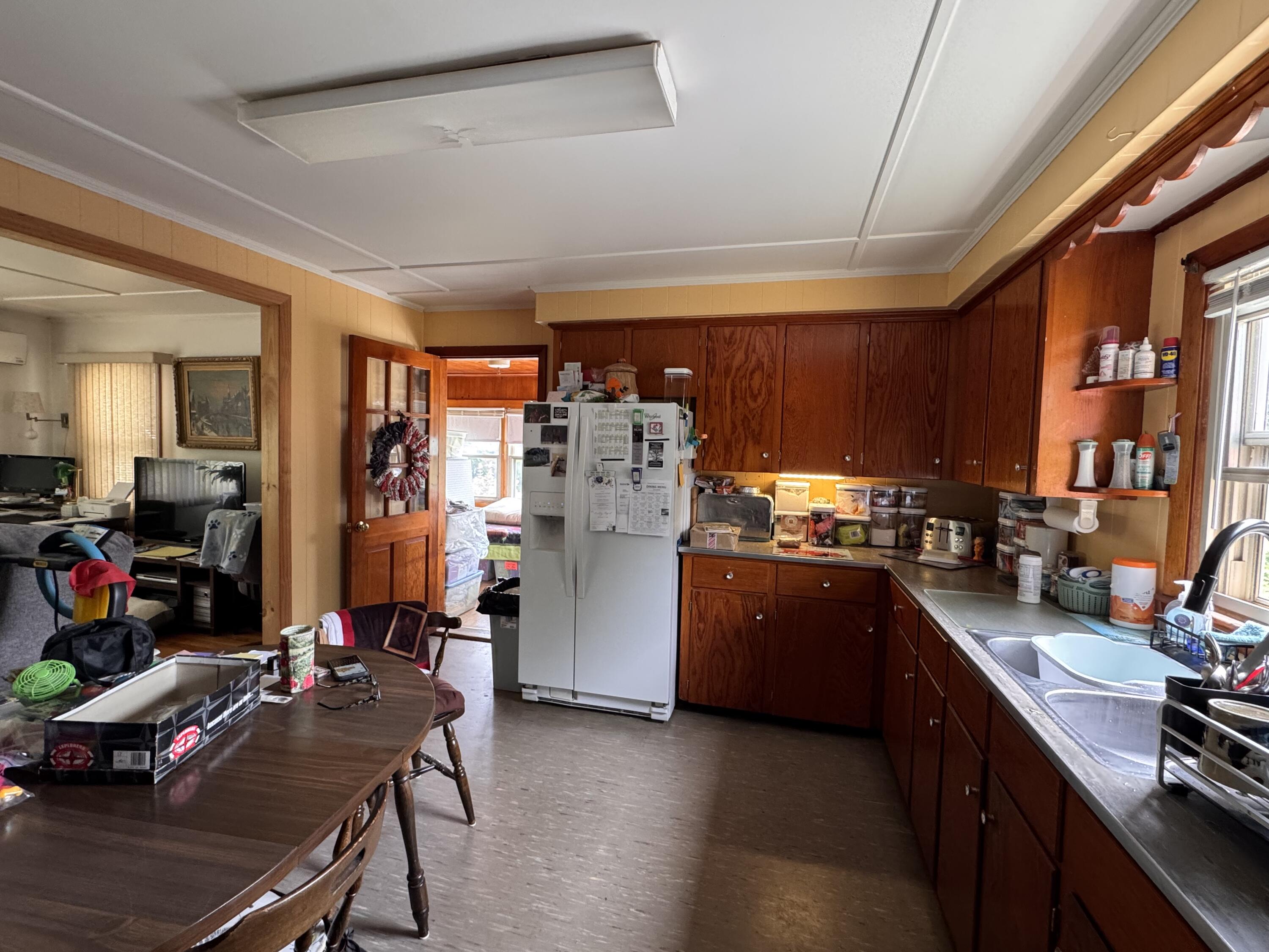 2 Barnet Avenue Waterville, ME 04901 - Photo 5 of 18