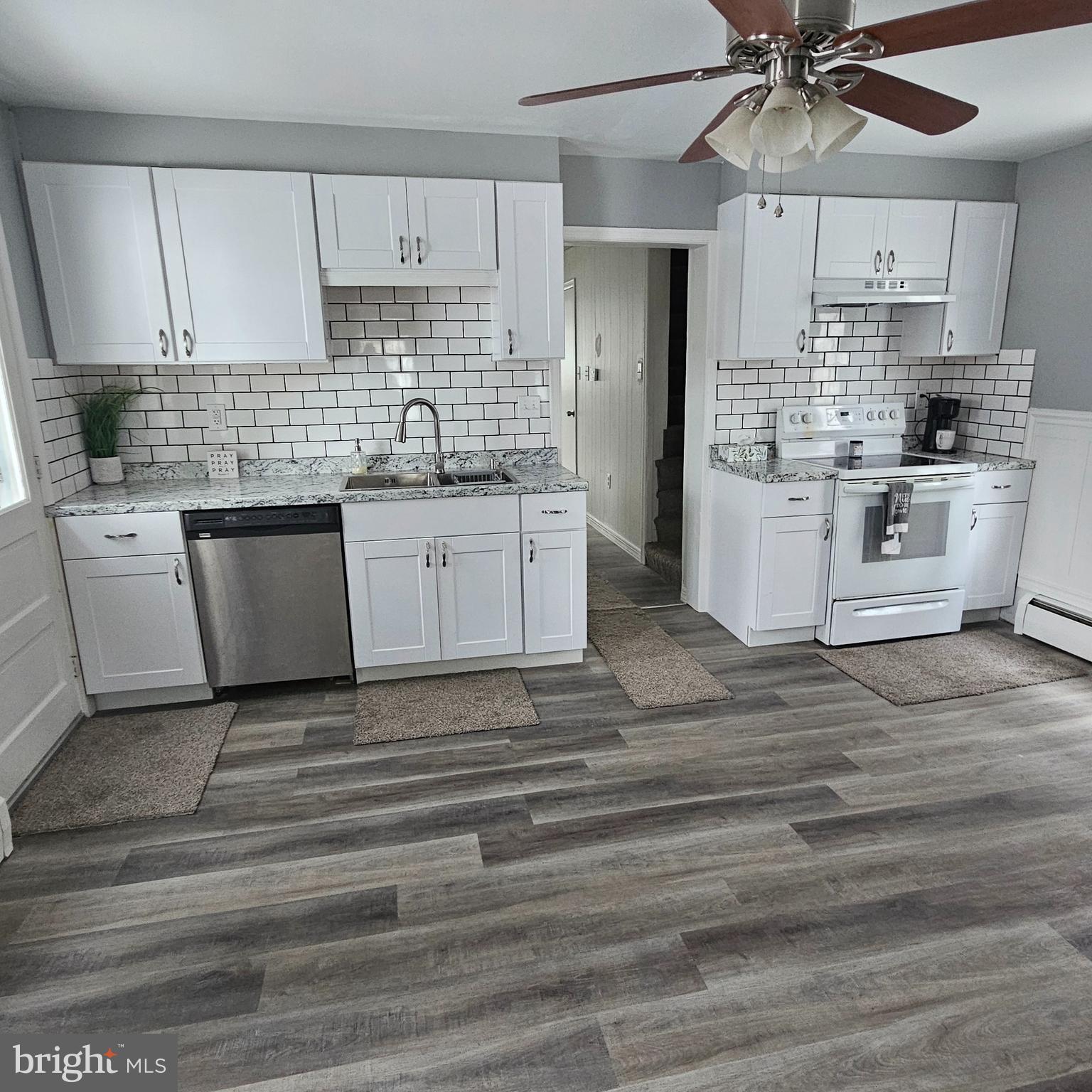 426 Center Street Lykens, PA 17048 - Photo 6 of 19