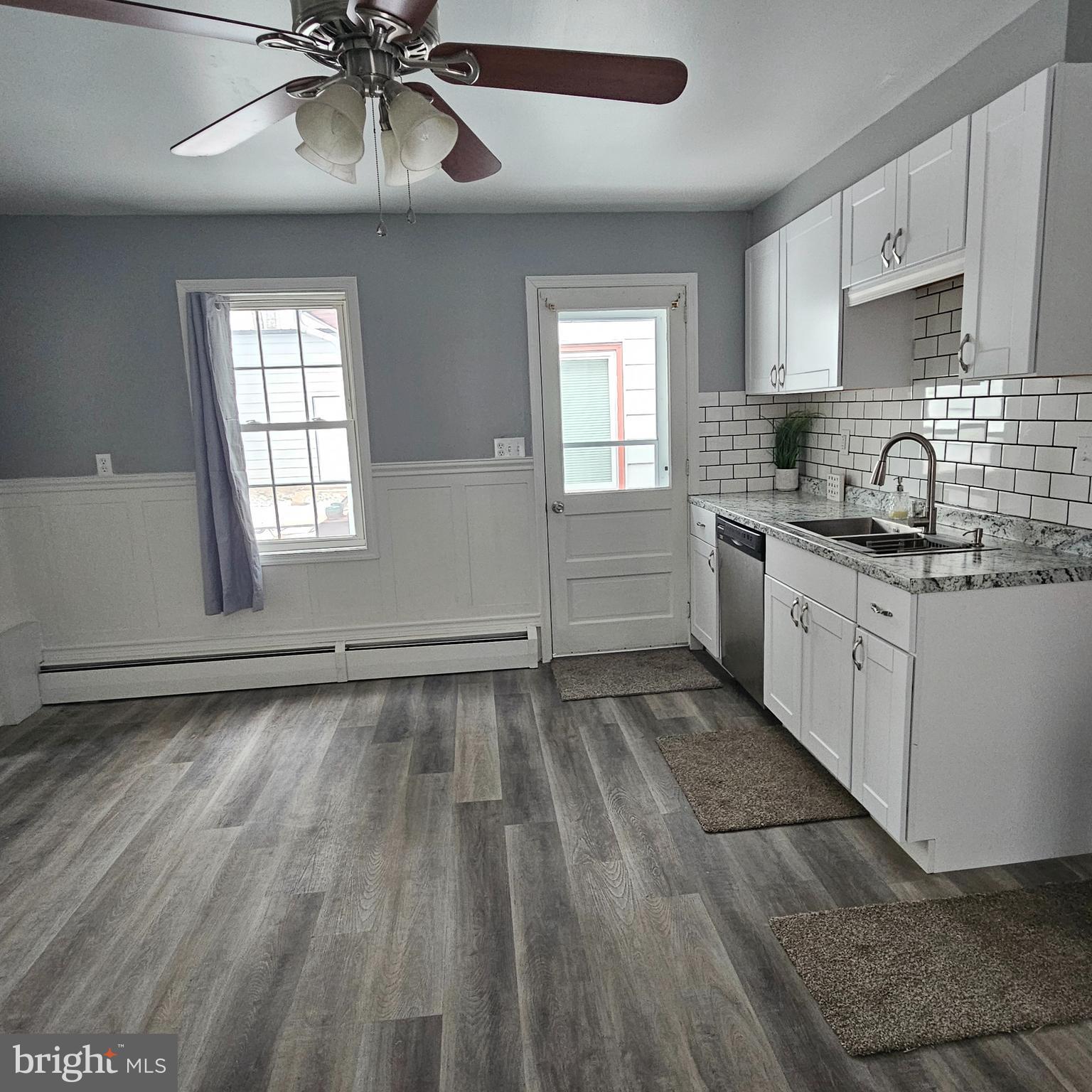 426 Center Street Lykens, PA 17048 - Photo 7 of 19