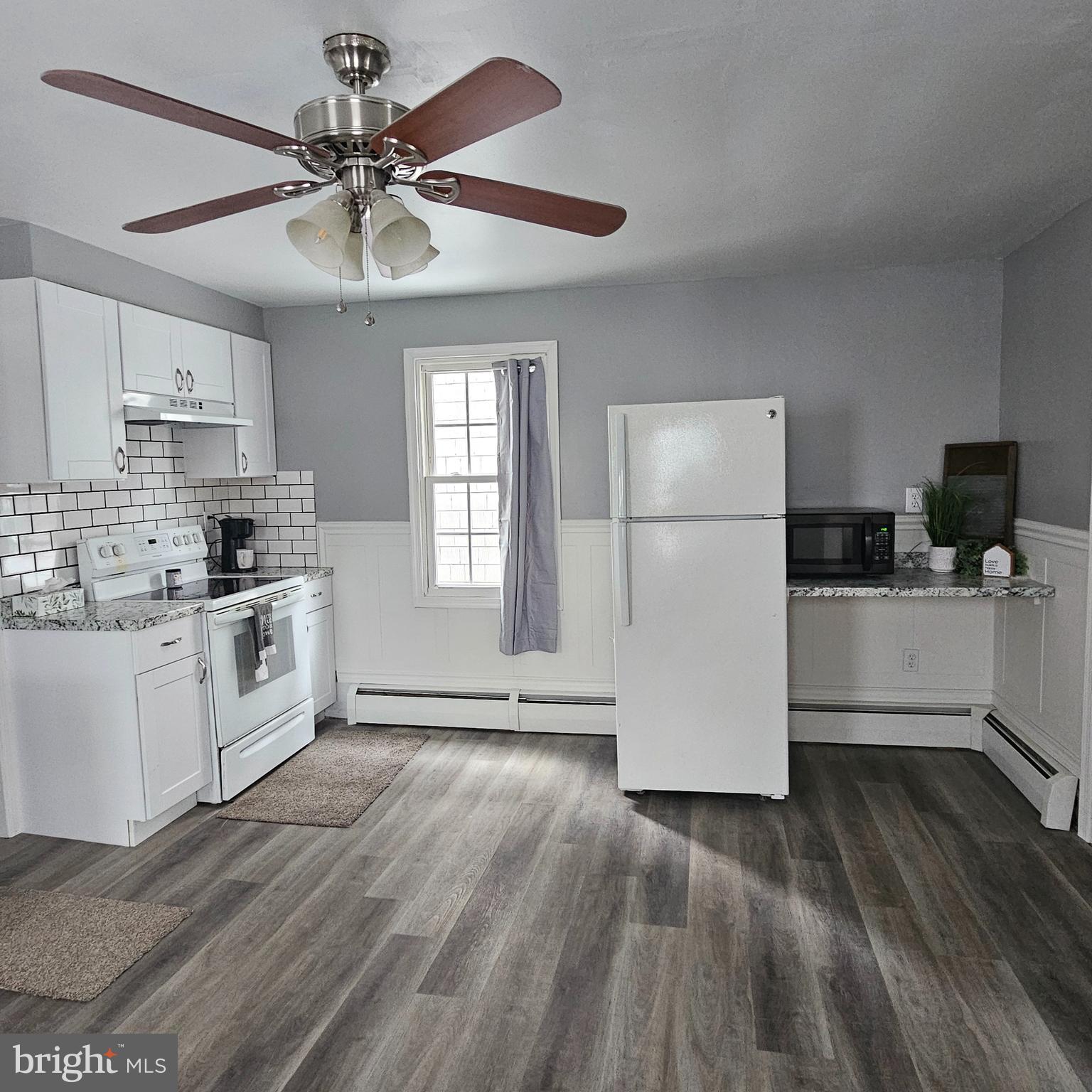 426 Center Street Lykens, PA 17048 - Photo 8 of 19