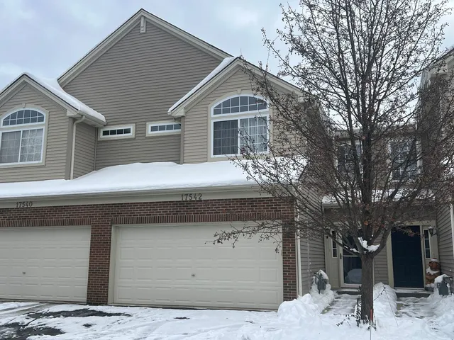 $2,300 | 17542 Gilbert Drive, Lockport, IL 60441