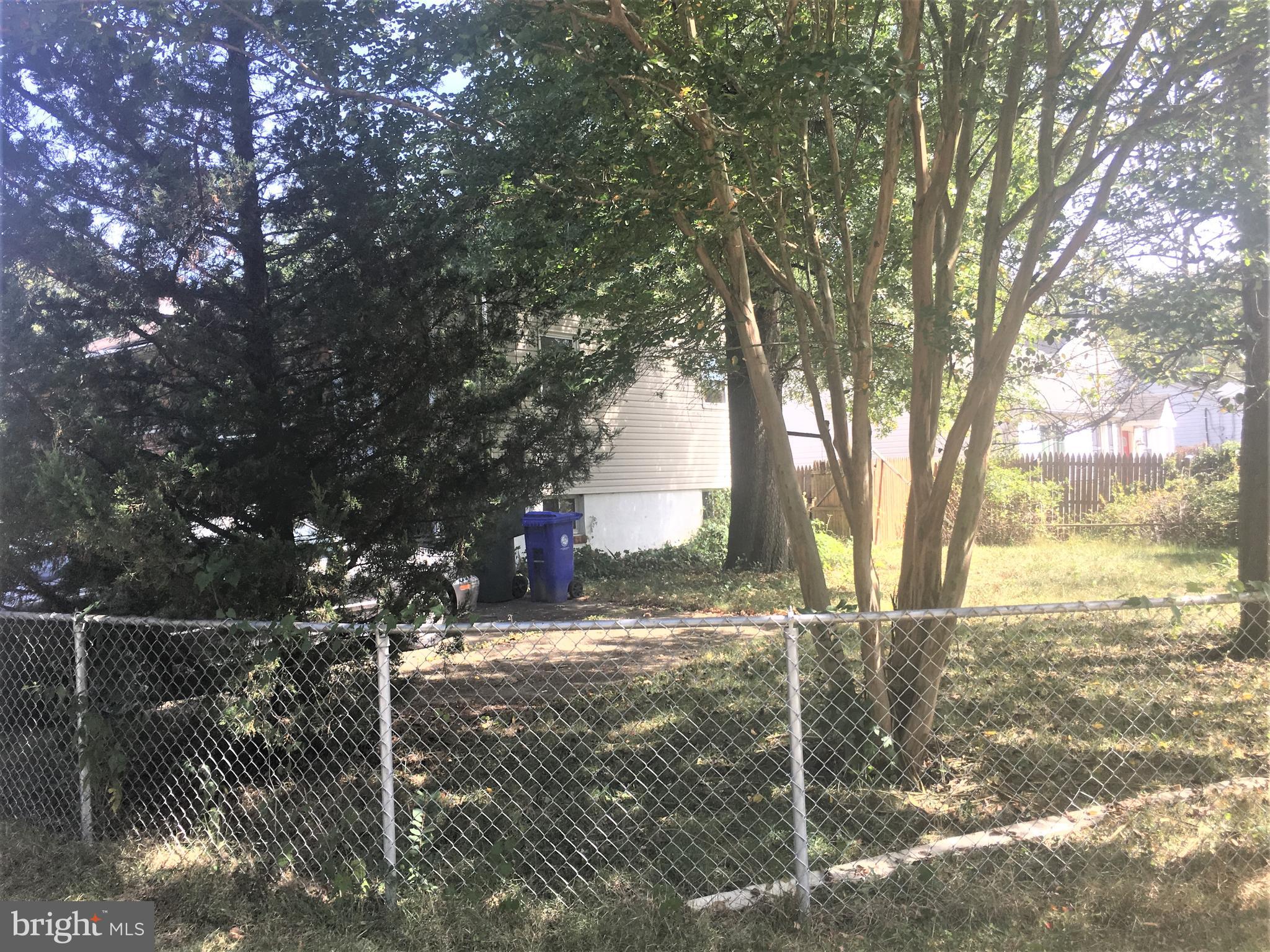 4600 Kiernan Road College Park, MD 20740 - Photo 2 of 22 Side Yard Has Room For Addition