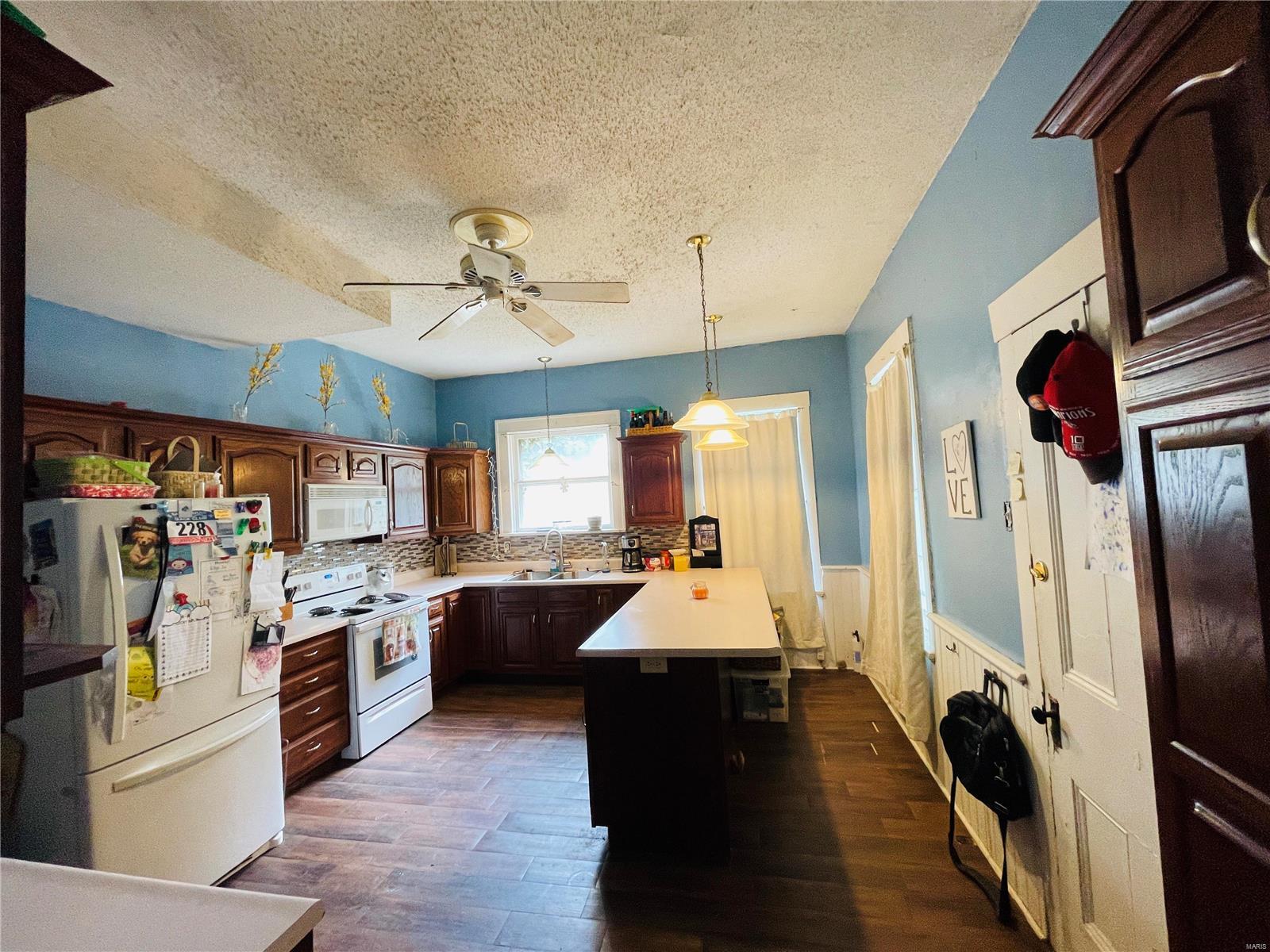 823 Langdon Street Alton, IL 62002 - Photo 8 of 23