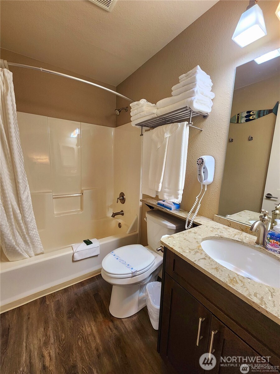 559 Manson Boulevard Manson, WA 98831 - Photo 11 of 38