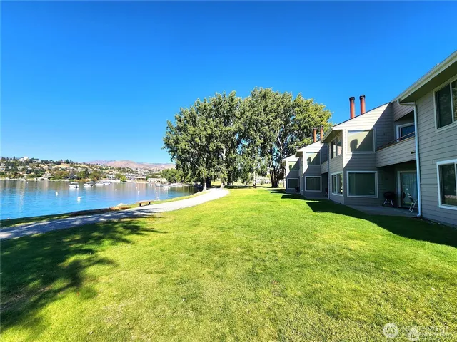 $2,500 | 559 Manson Boulevard, Manson, WA 98831