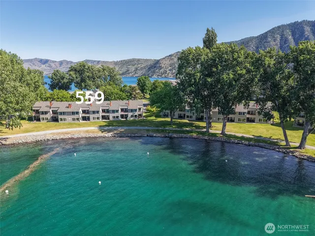 $2,500 | 559 Manson Boulevard, Manson, WA 98831