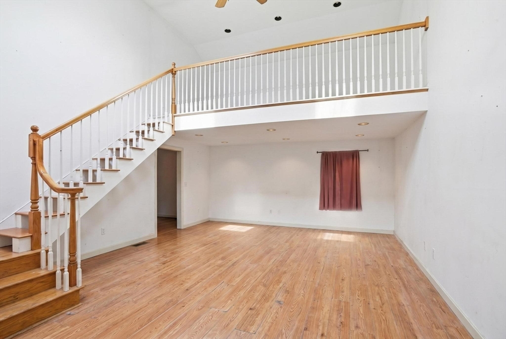 364 West Meadow Road Lowell, MA 01854 - Photo 6 of 26