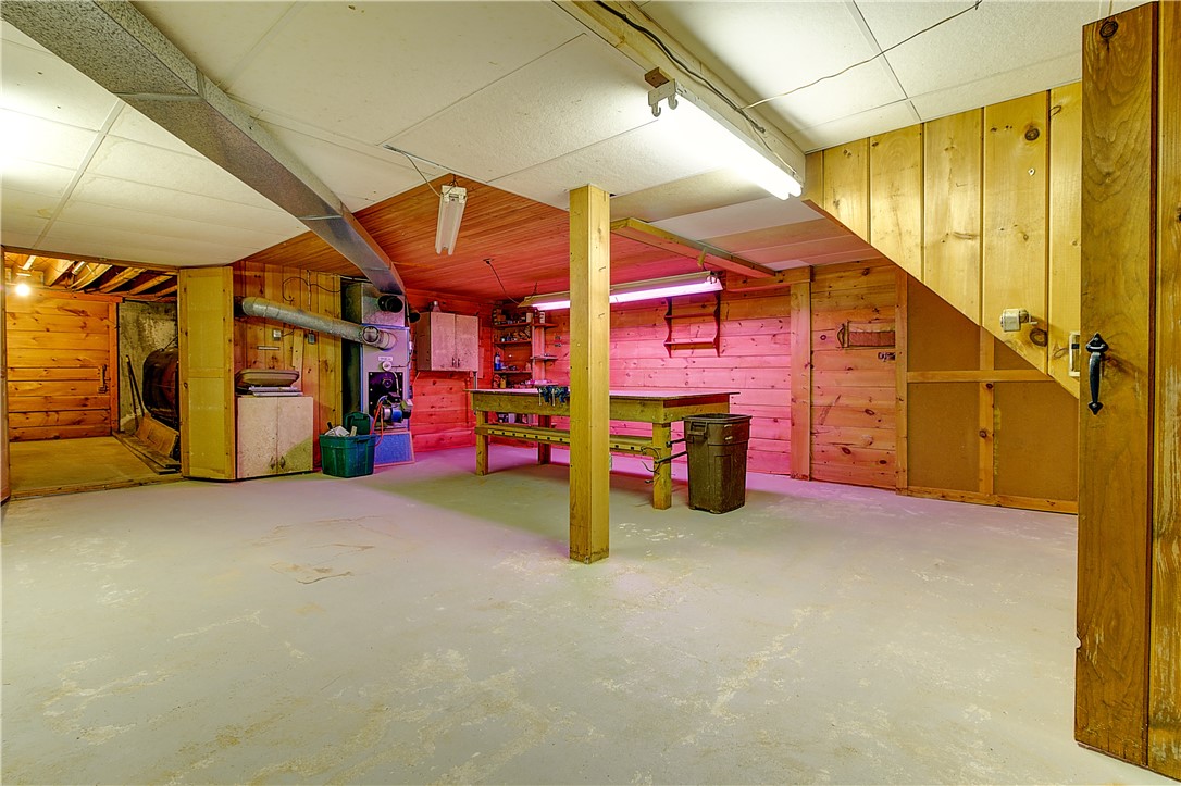 26 Burgess Road Foster, RI 02825 - Photo 34 of 42 Great wood workers workshop!!
