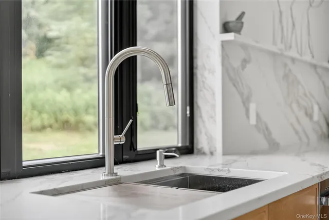 $1,050,000 | 1 Warwick Isle Boulevard, Pine Island, NY 10969