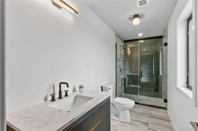 $1,050,000 | 1 Warwick Isle Boulevard, Pine Island, NY 10969