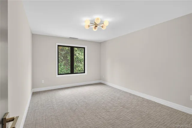 $1,050,000 | 1 Warwick Isle Boulevard, Pine Island, NY 10969