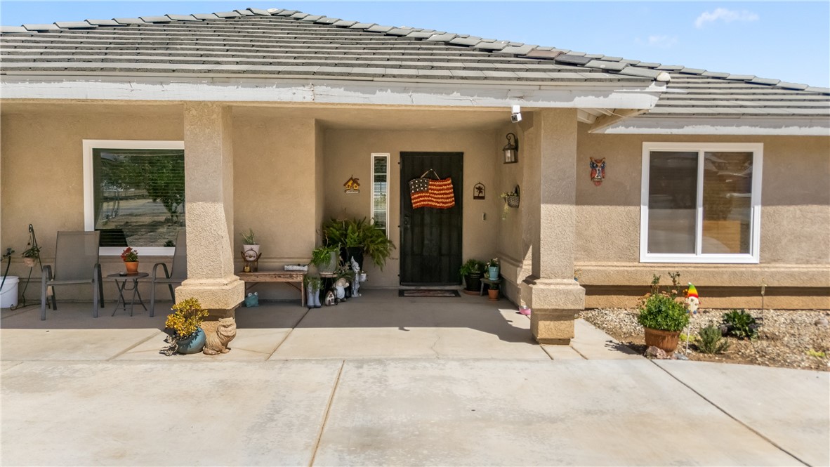 16209 Serrano Road Apple Valley, CA 92307 - Photo 6 of 36