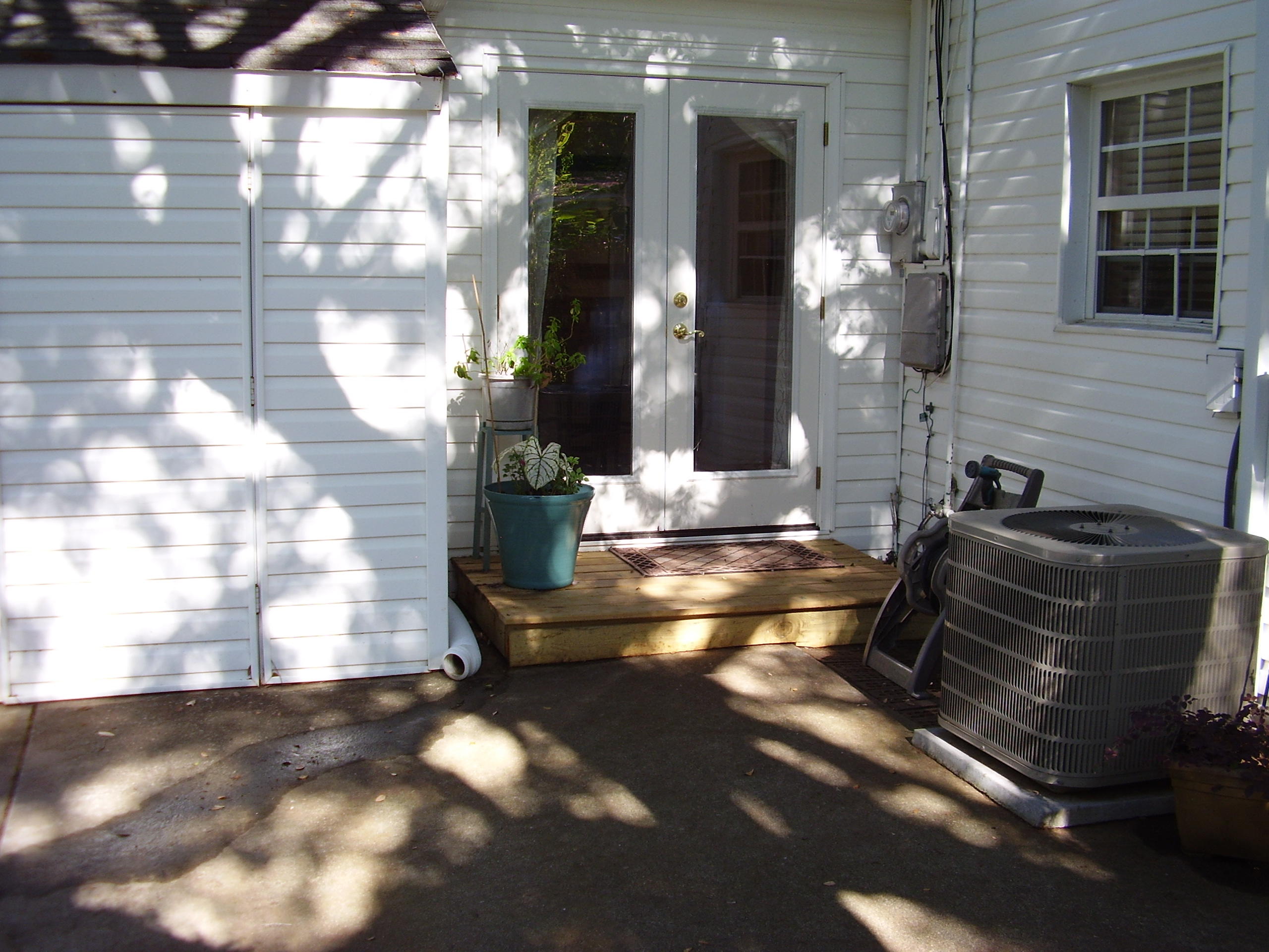 1337 Old Towne Road Charleston, SC 29407 - Photo 30 of 34 P1010024