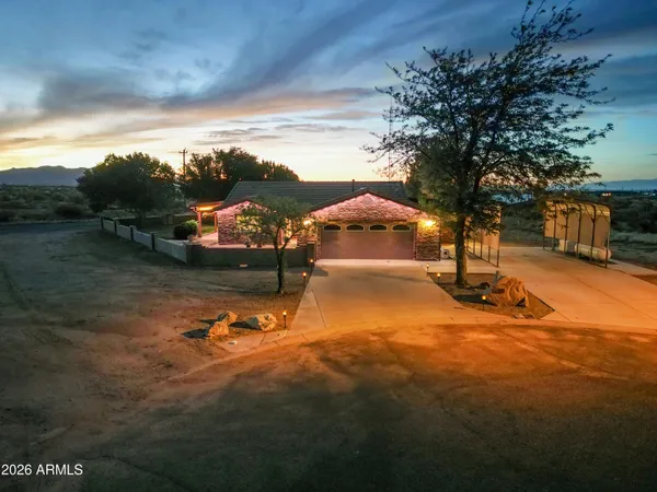 $515,000 | 229 Cholla Drive, Pearce, AZ 85625
