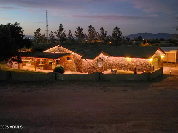 $515,000 | 229 Cholla Drive, Pearce, AZ 85625