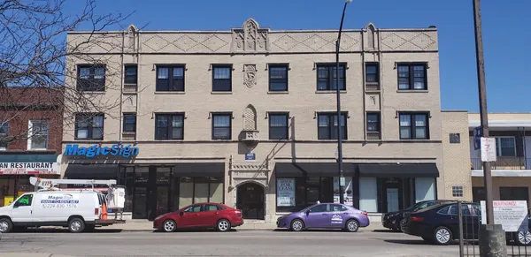 $1,275 | 3412 West Montrose Avenue, Unit 209, Chicago, IL 60618
