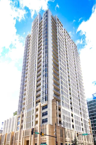$2,300 | 1400 South Michigan Avenue, Unit 1507, Chicago, IL 60605