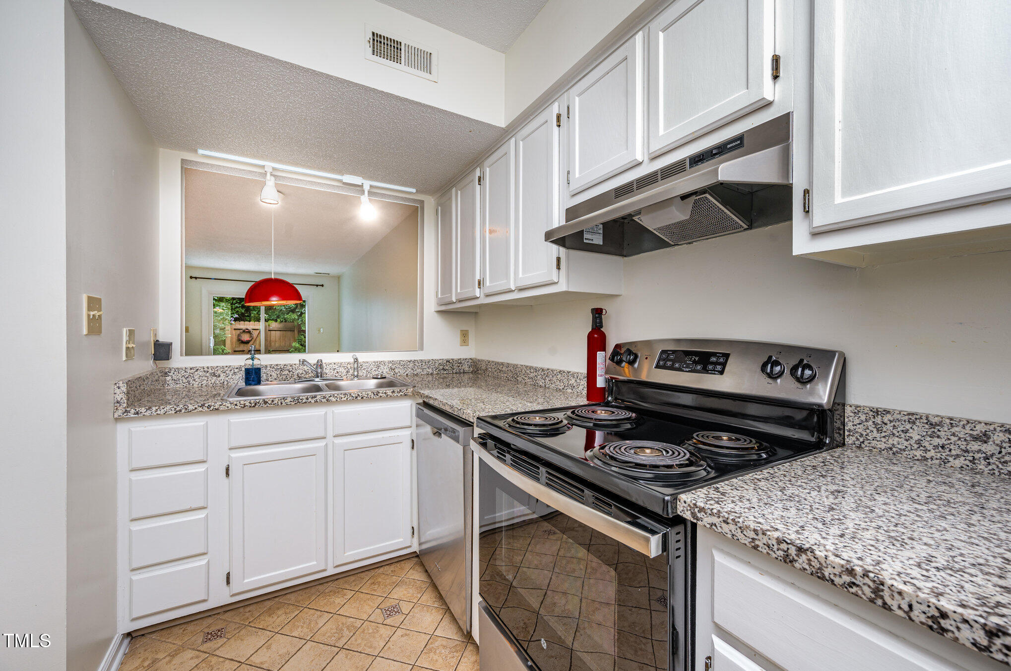 2221 Alpine Road Durham, NC 27707 - Photo 7 of 17 007_file_679