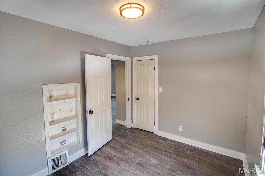 330 Grant Street Bethalto, IL 62010 - Photo 16 of 25