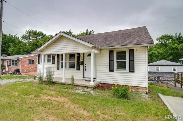 $76,000 | 330 Grant Street, Bethalto, IL 62010