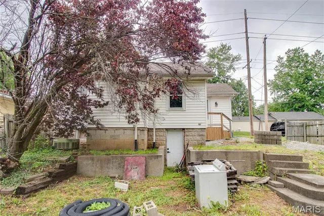 $76,000 | 330 Grant Street, Bethalto, IL 62010