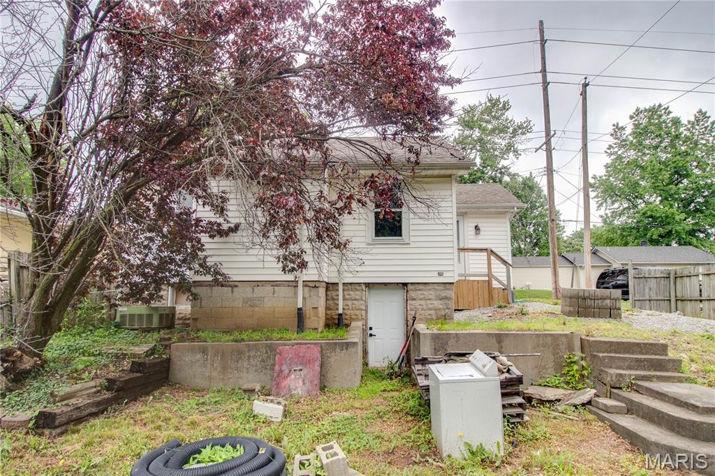 330 Grant Street Bethalto, IL 62010 - Photo 24 of 25