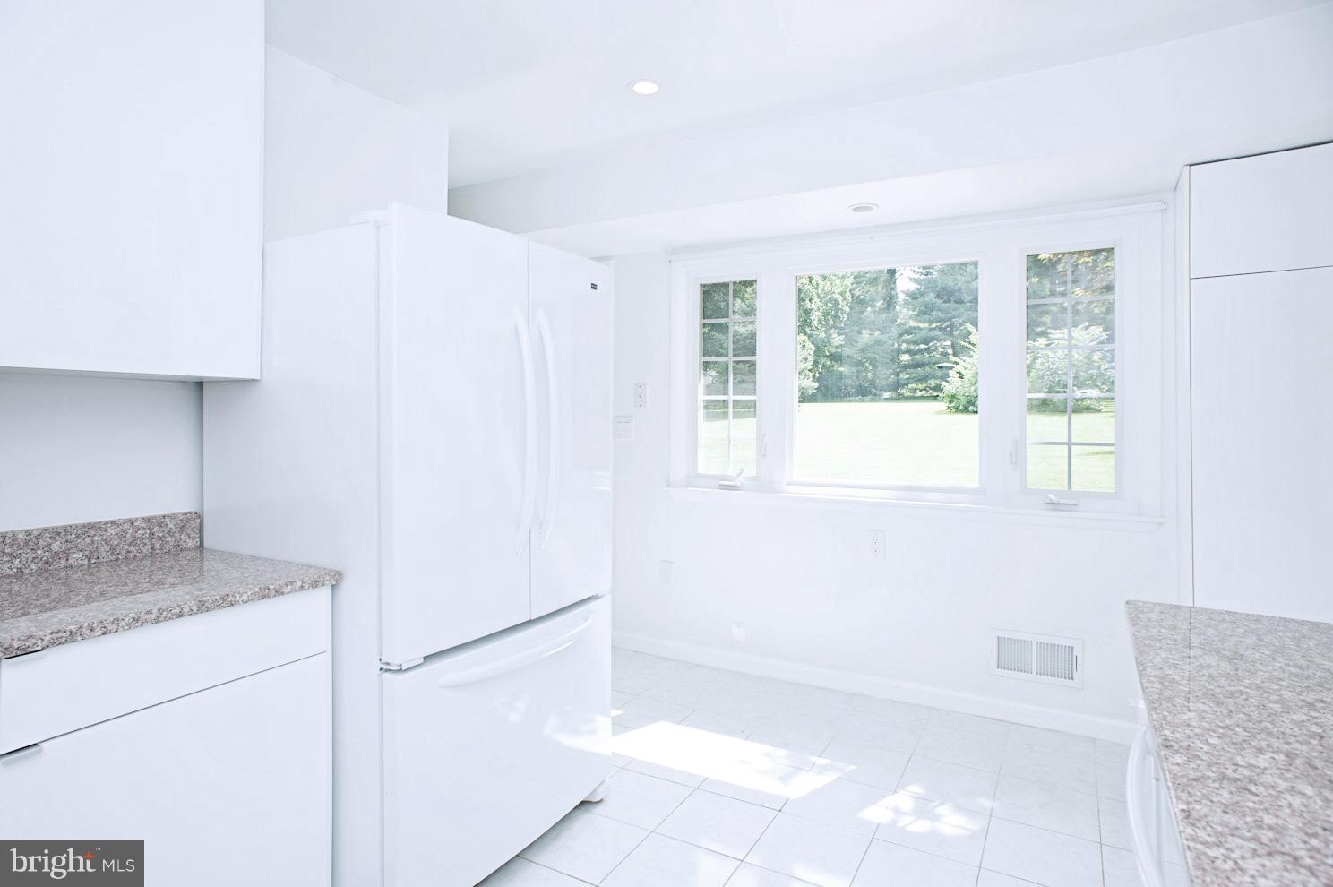 11601 Johns Hopkins Road Fulton, MD 20759 - Photo 13 of 30 Kitchen
