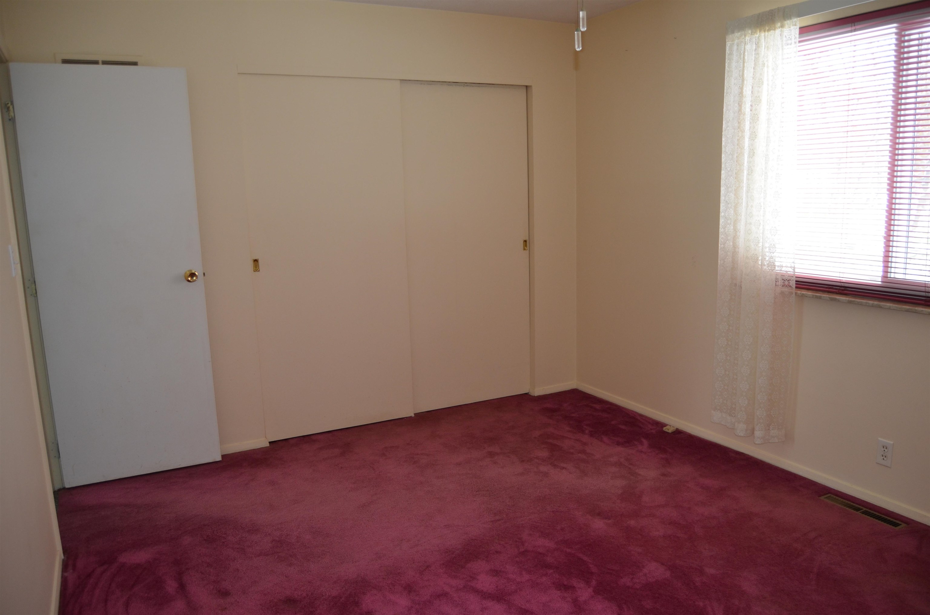 53854 Homeland Road Elkhart, IN 46514 - Photo 4 of 9