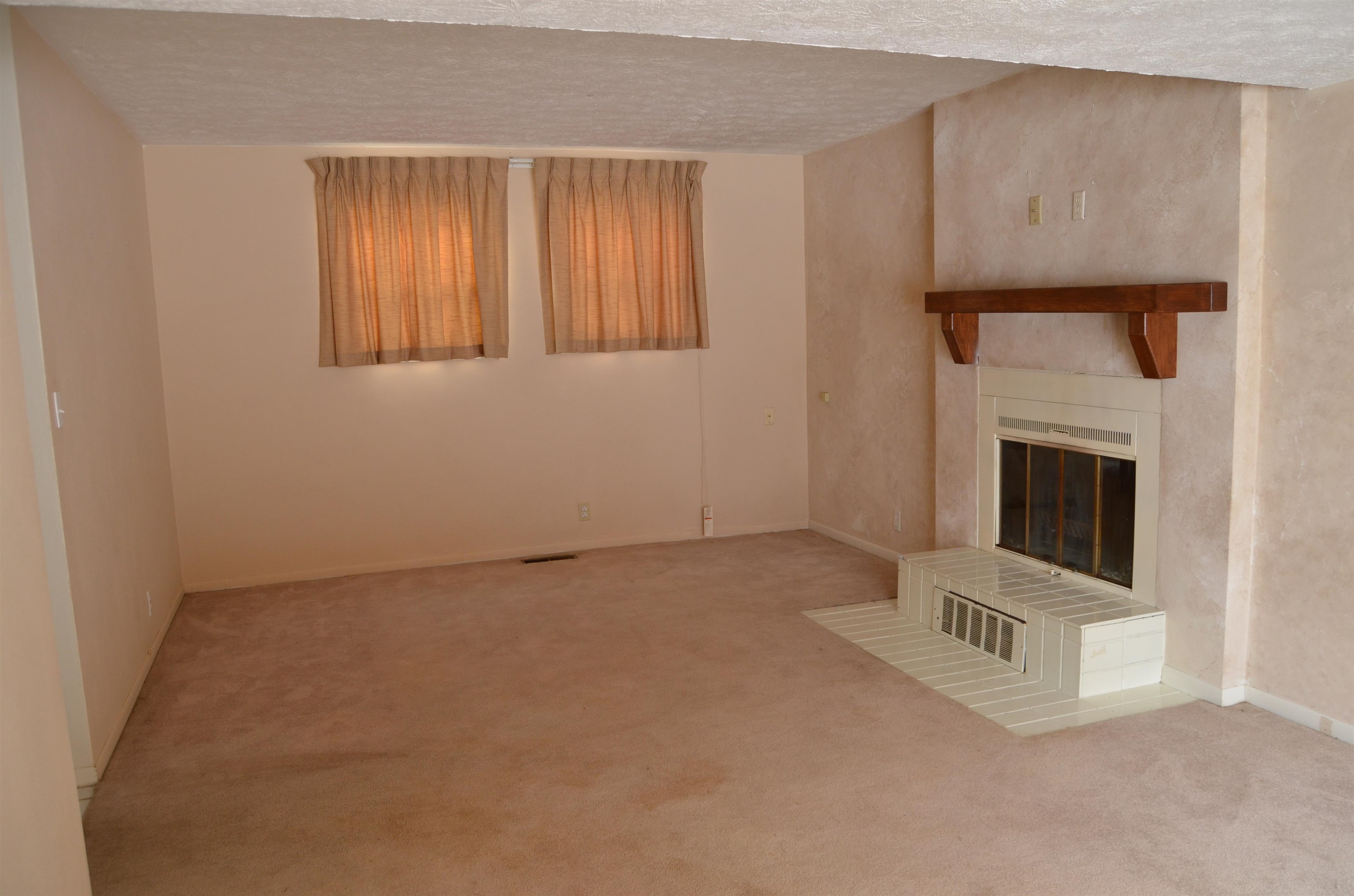 53854 Homeland Road Elkhart, IN 46514 - Photo 7 of 9