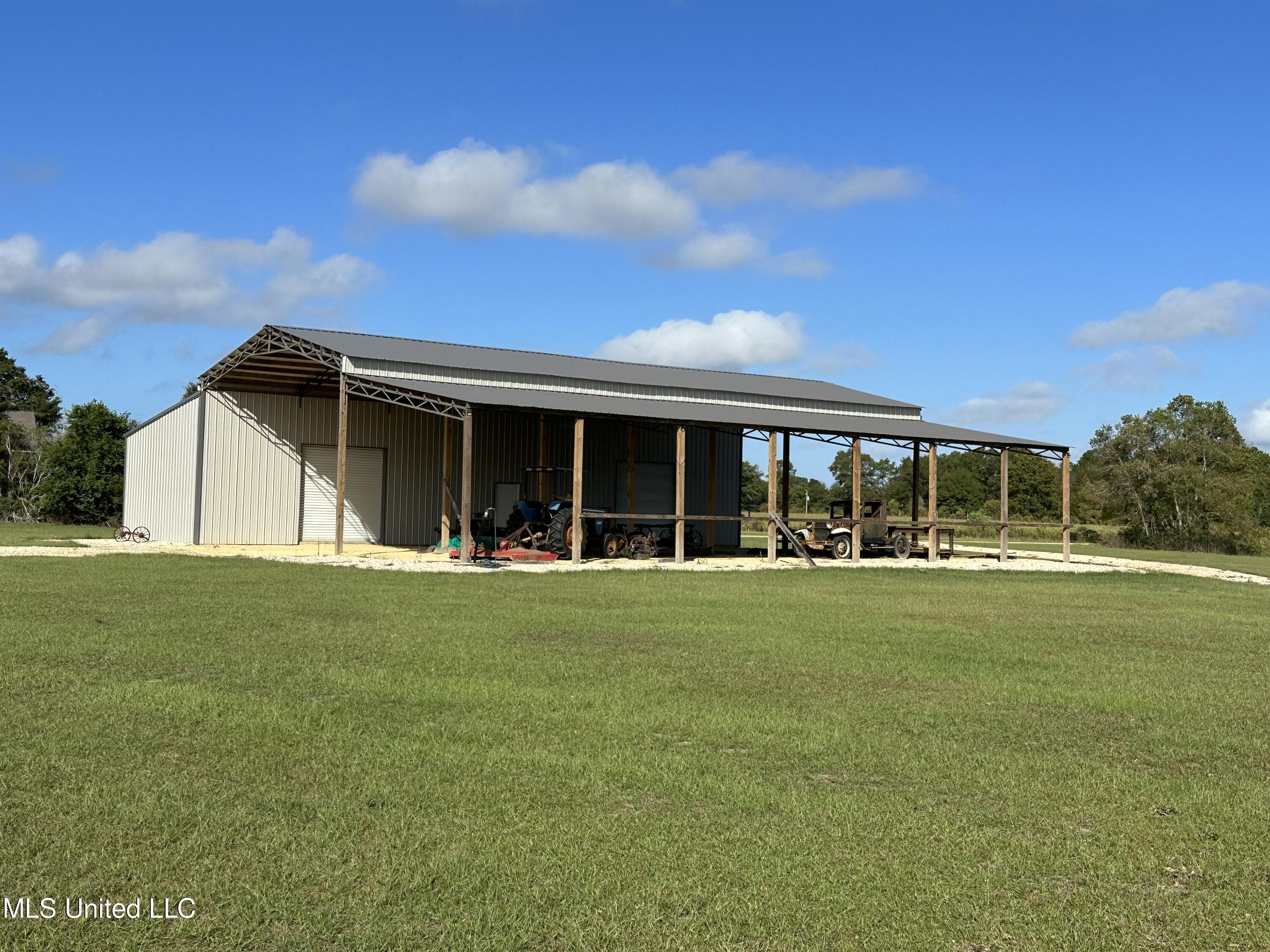 227 Progress Road Poplarville, MS 39470 - Photo 5 of 14 IMG_7382