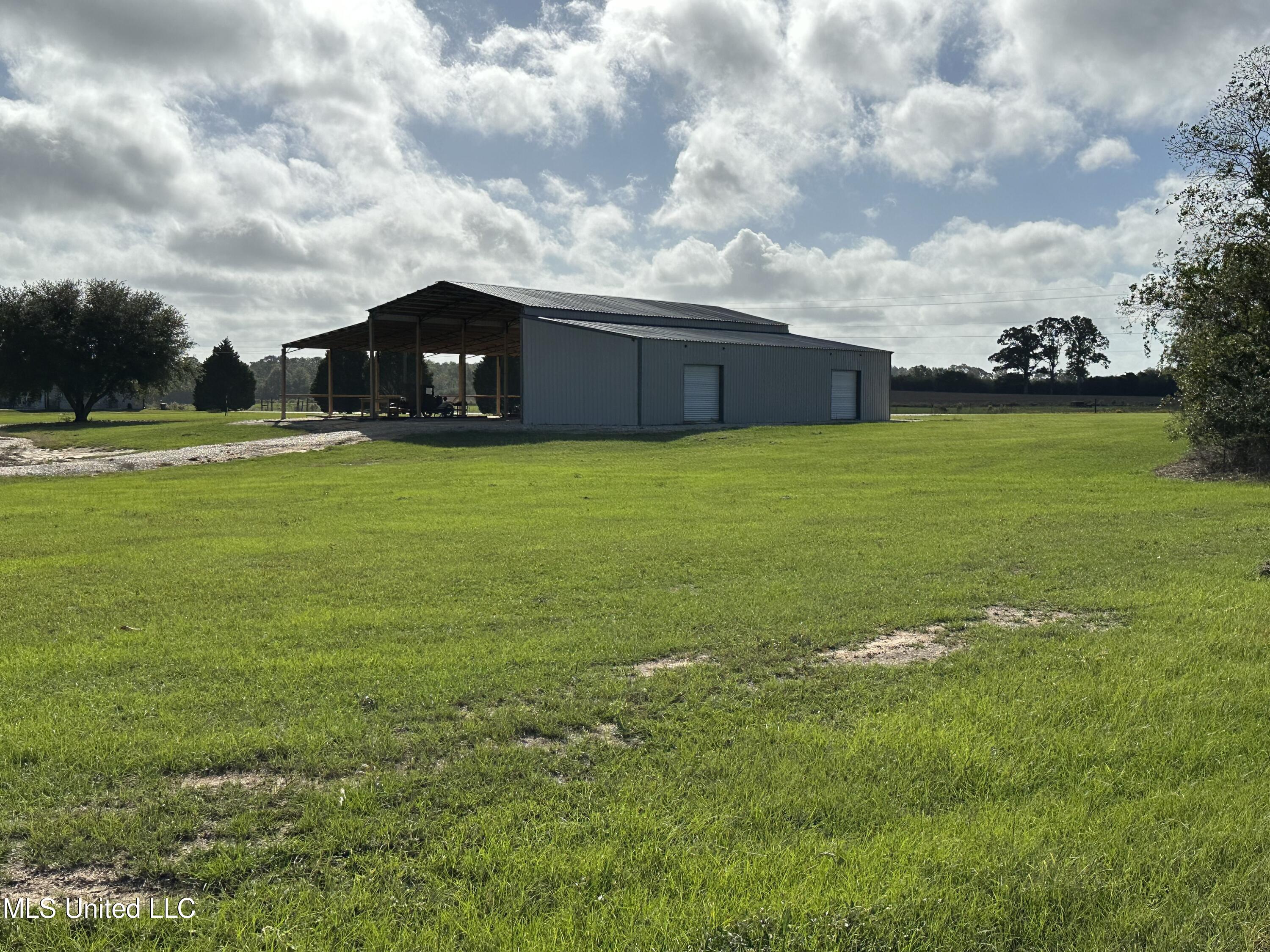 227 Progress Road Poplarville, MS 39470 - Photo 10 of 14 IMG_7387