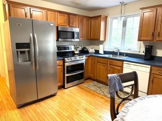 $439,000 | 6 Jen Paul Way, Unit B, Milford, MA 01757