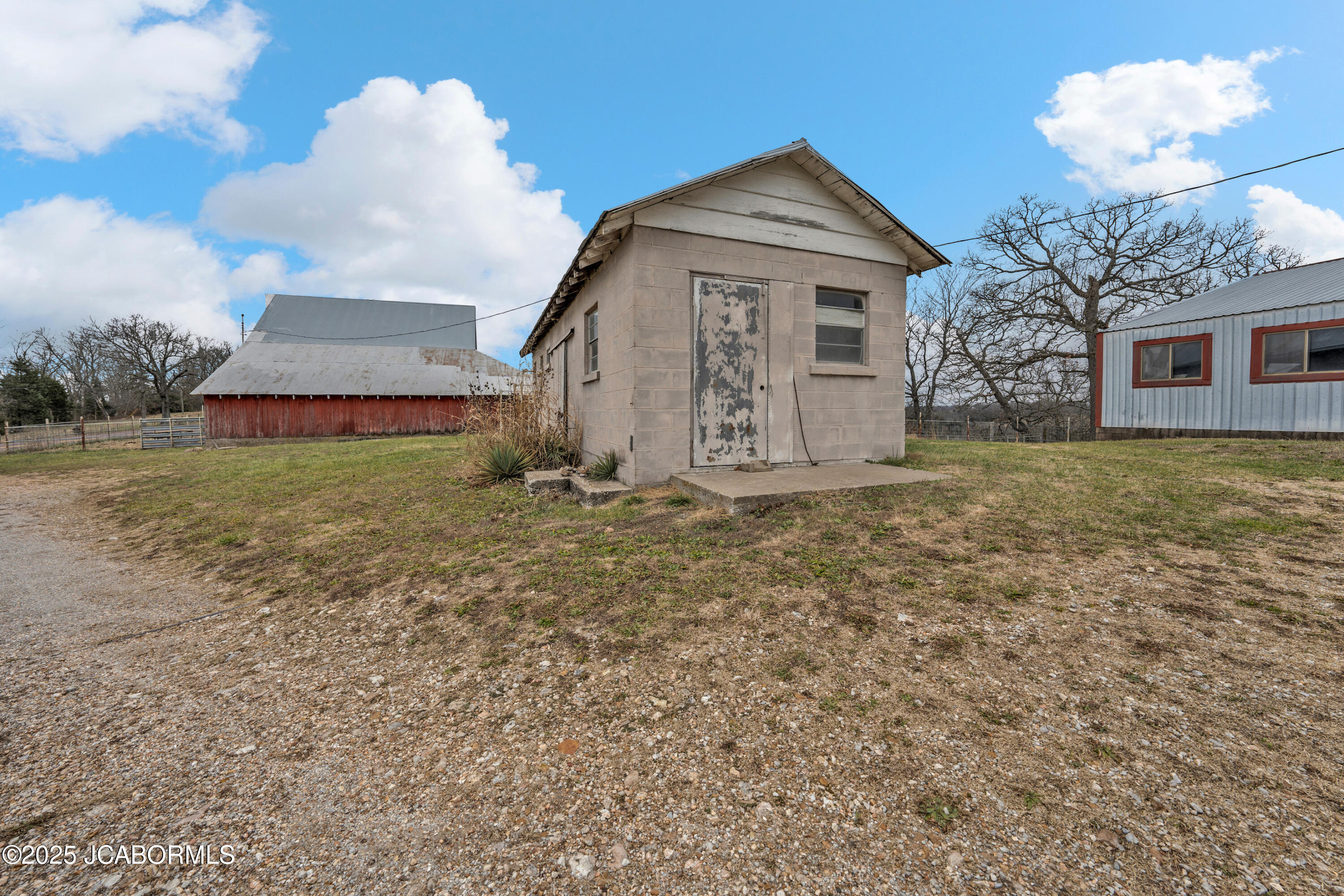 56096 State Route North California, MO 65018 - Photo 8 of 39