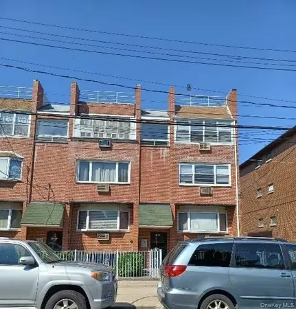 $650,000 | 4618 161 Street, Unit C4 | Flushing