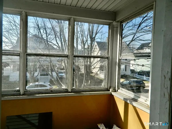 $1,950 | 37 Elm Street, East Haven, CT 06512