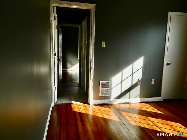 $1,950 | 37 Elm Street, East Haven, CT 06512