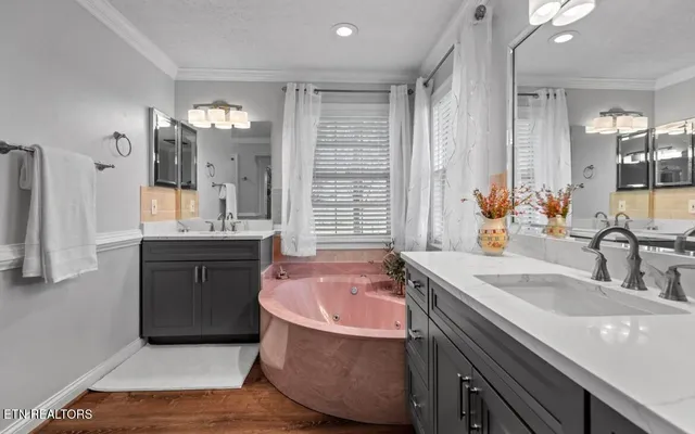 $1,300,000 | 2041 Witt Road, White Pine, TN 37890