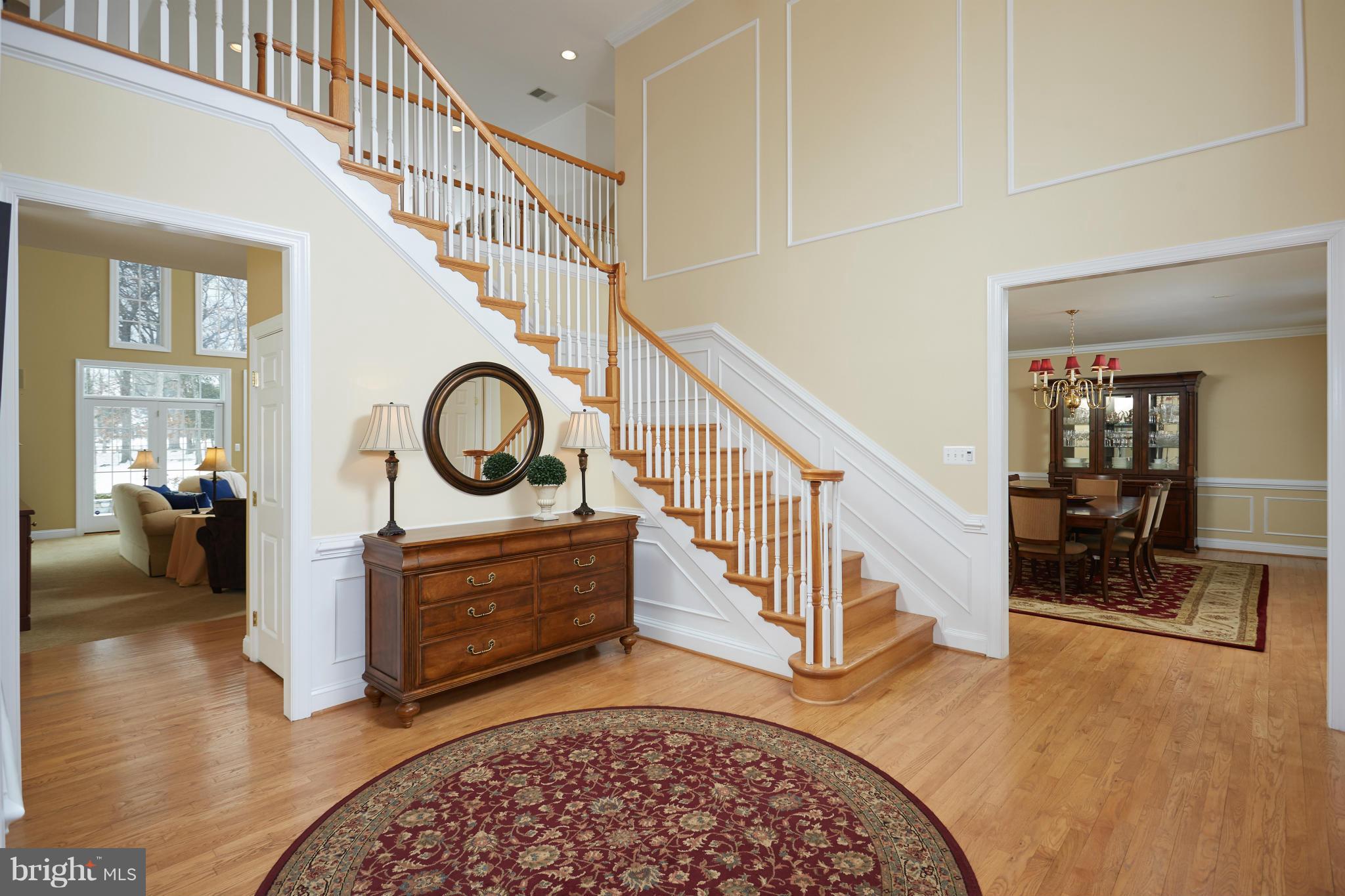 12636 Greenbriar Road Potomac, MD 20854 - Photo 2 of 30 a view of entryway livingroom and hall