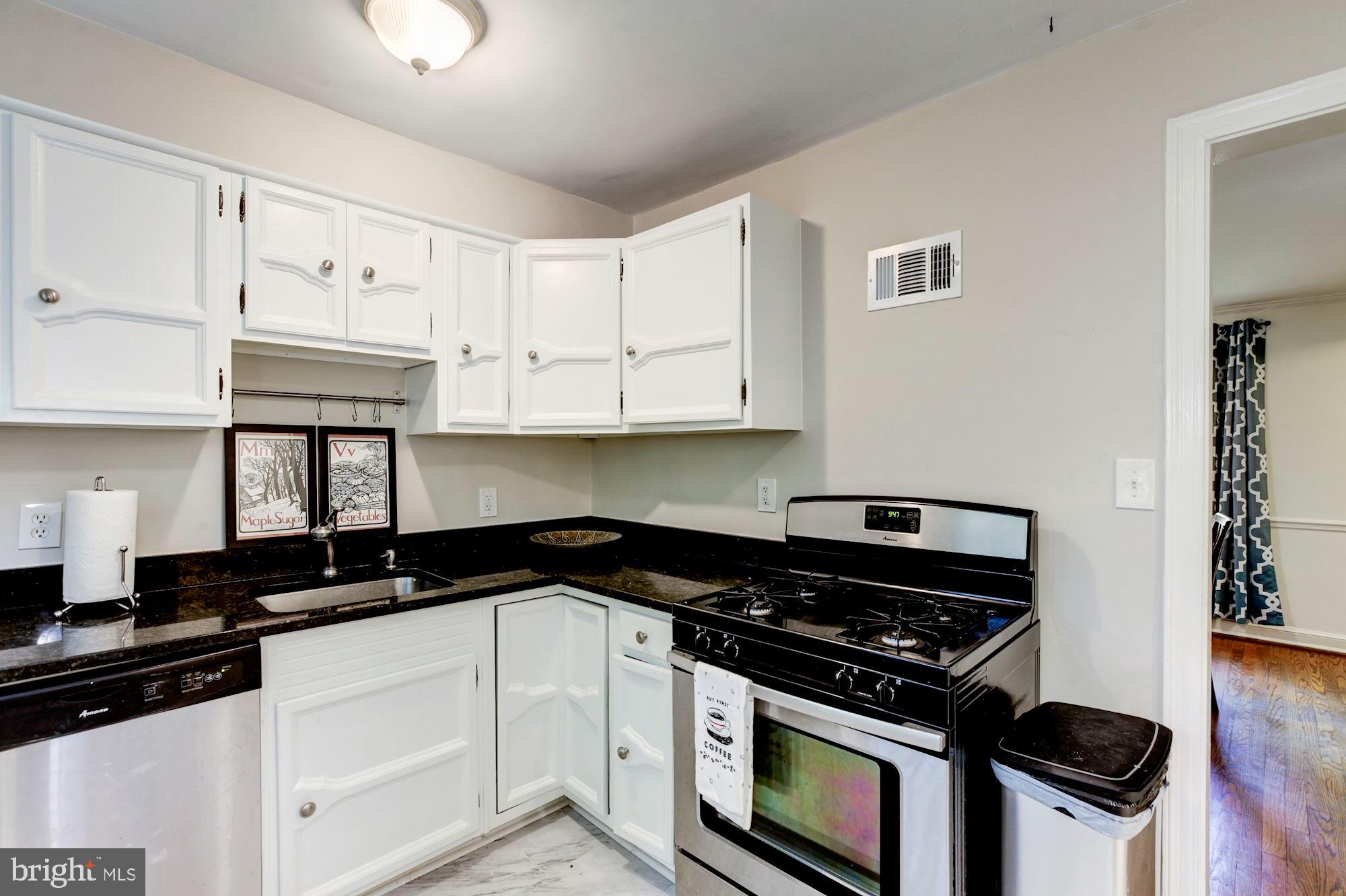 307 Windsor Street Silver Spring, MD 20910 - Photo 12 of 29 Gallery Image 12
