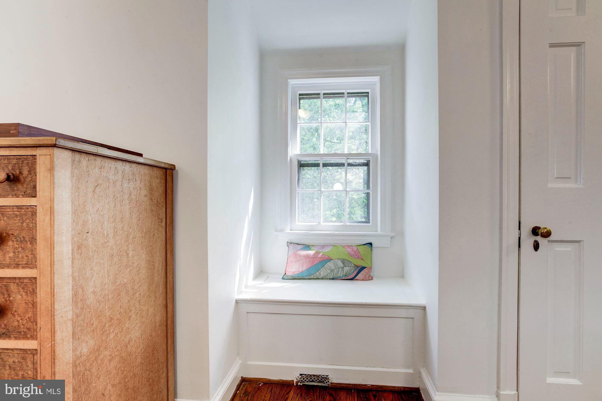 307 Windsor Street Silver Spring, MD 20910 - Photo 14 of 29 Gallery Image 14